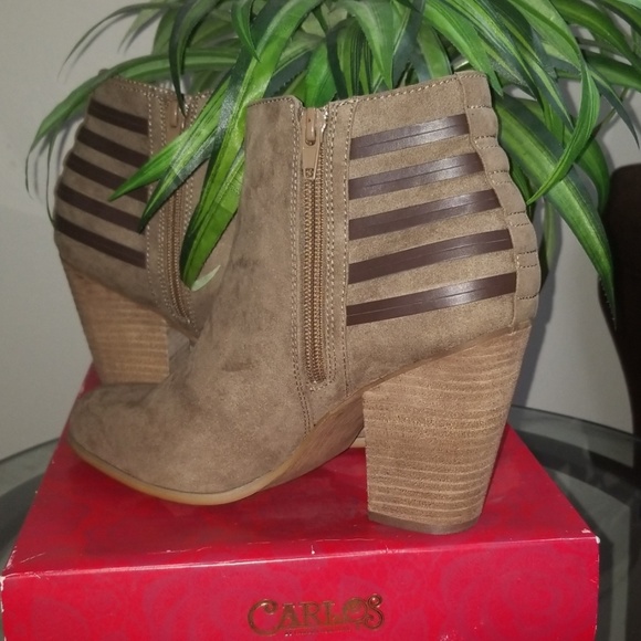 Carlos by Carlos Santana Women's Hawkins Ankle Boo - Picture 2 of 3